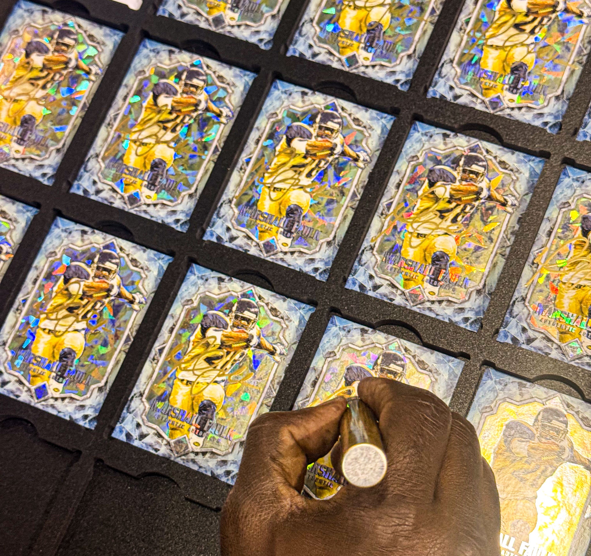 IMMORTAL MOMENTS™ National Gems Marshall Faulk Collectible