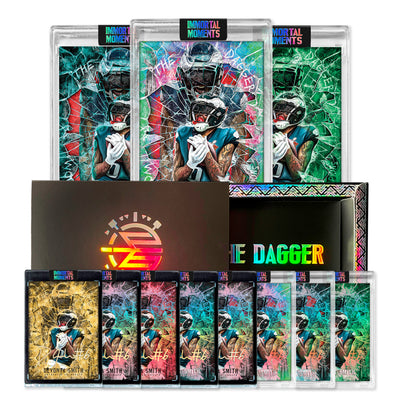 IMMORTAL MOMENTS™ DEVONTA SMITH "THE DAGGER" COLLECTIBLE